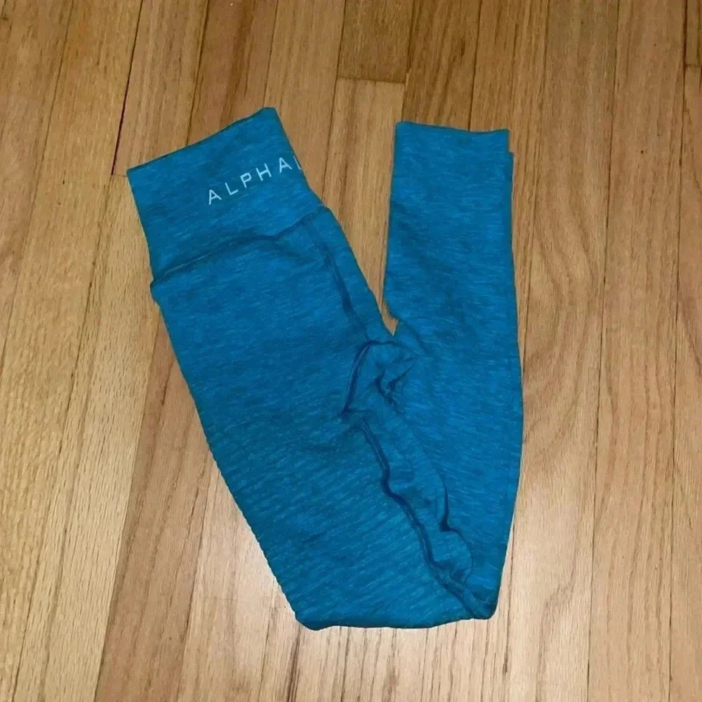 Alphalete Aqua Halo leggings 🌸Small